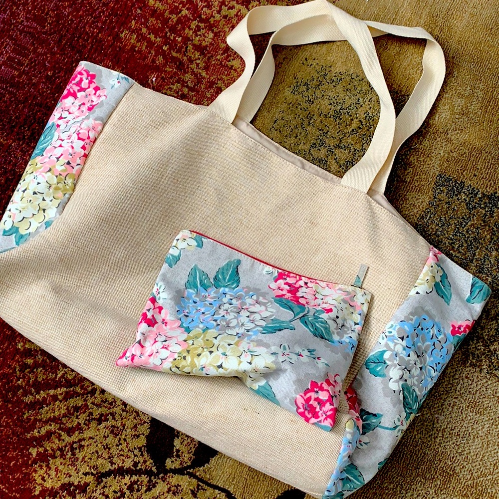 Floral canvas bag with matching pouch